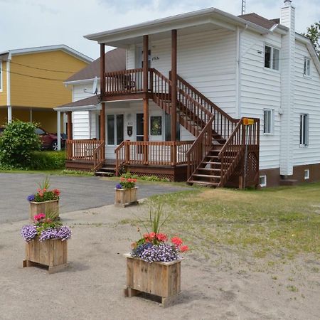 Maison l'héritage LʼAnse-Saint-Jean Exterior foto